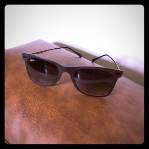 Brown ray ban sunglasses